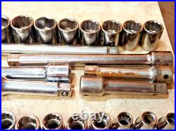 109 pcs. Craftsman Sockets/Ext Mixed 3/4-1/2-3/8-1/4 dr Metric SAE USA