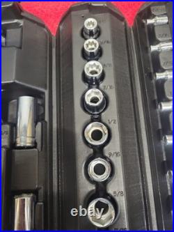 BLACKHAWK TOOLS METRIC & SAE 62 PC SOCKET SET WithCASE VTG USA