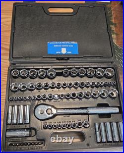 Benchtop 100 Piece Mechanics Tool Socket Set 1/4 3/8 1/2 Drive Metric & SAE