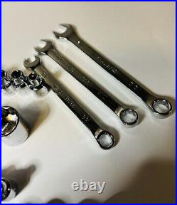 CRAFTSMAN 122 pc 1/4 3/8 1/2 Dr SAE METRIC MM 6pt 12pt ratchet wrench socket set CRAFTSMAN 122 pc 1/4 3/8 1/2 Dr SAE METRIC MM 6pt 12pt ratchet wrench socket set