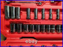 CRAFTSMAN Gunmetal Chrome Mechanics Tool Set (121 pc) CMMT12033 SAE / METRIC
