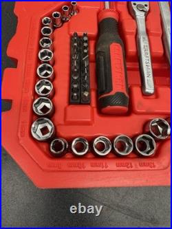Craftsman 159-Piece Standard (SAE) and Metric Mechanic's Tool Set