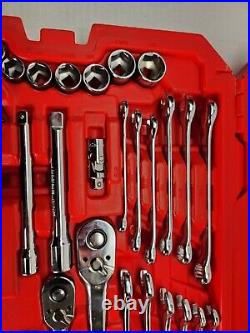 Craftsman 159-Piece Standard (SAE) and Metric Mechanic's Tool Set One Missing