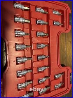 Craftsman 80 Pc. Socket Set 29308 L-AB Max Access Ratchet Set EUC Missing #17