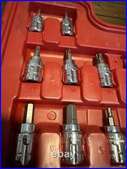 Craftsman 80 Pc. Socket Set 29308 L-AB Max Access Ratchet Set EUC Missing #17