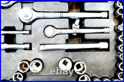 Craftsman 92 Piece Socket & Wrench Set in Case SAE & Metric Missing 1 Socket Craftsman 92 Piece Socket & Wrench Set in Case SAE & Metric Missing 1 Socket