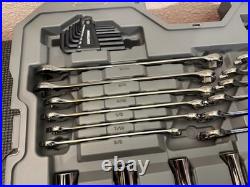 Craftsman Overdrive 154PC SAE/Metric Mechanics Tool Set WithHard Case CMMT99154