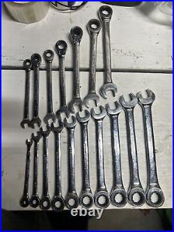 GEARWRENCH 19pc. SAE And Metric Ratcheting Combination Wrenches Mixed Used Lot