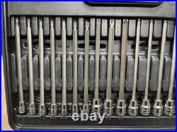 GEARWRENCH 80742 Master SAE/Metric Hex And Torx Bit Socket Set 84 Pc