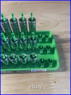 GearWrench 1/4 Metric & SAE Shallow Mid Deep 6 pt Sockets with Hansen Trays GearWrench 1/4 Metric & SAE Shallow Mid Deep 6 pt Sockets with Hansen Trays