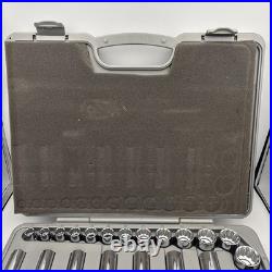JOHN DEERE 25 PIECE 1/2-IN. DRIVE SAE SOCKET SET PT20989 Blow Molded Case