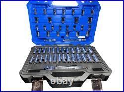 Kobalt 55-Piece Standard (SAE) and Metric Polished Chrome Mechanics Tool Set Kobalt 55-Piece Standard (SAE) and Metric Polished Chrome Mechanics Tool Set