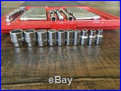 MAC Tools SMM446BR 44-Piece 1/4 Socket Set withcase 44pc 6pt SAE Metric