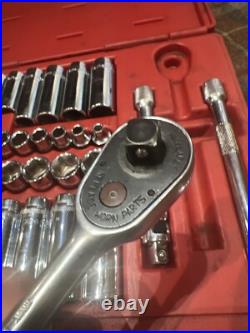 Mac SAE Metric 44Pc 3/8 Drive General Service Set Ratchet Socket Case