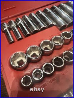 Mac SAE Metric 44Pc 3/8 Drive General Service Set Ratchet Socket Case