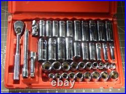 Mac Tools SAE Metric 44Pc 3/8 Drive General Service Set Ratchet Socket Case Dr