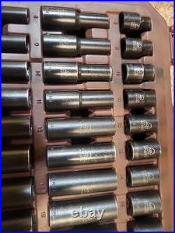 Matco Tools SBP426V 3/8 Dr 42pc SAE & Metric 6Pt Standard & Deep Impact Socket