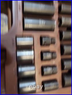 Matco Tools SBP426V 3/8 Dr 42pc SAE & Metric 6Pt Standard & Deep Impact Socket