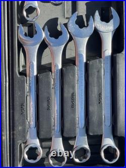 Metrinch 62pc Combination Ratchet Socket & Wrench Tools Set with Case