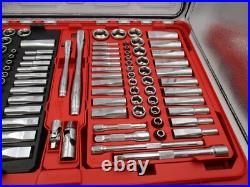 Milwaukee 48-22-9486 PACKOUT 106 Piece SAE & Metric 1/4 & 3/8 Drive Socket Set Milwaukee 48-22-9486 PACKOUT 106 Piece SAE & Metric 1/4 & 3/8 Drive Socket Set