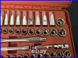 Milwaukee 56pc 3/8 Drive Socket Set SAE/Metric 48-22-9008