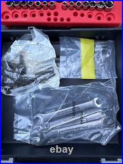 NEW MINT RARE SEARS Craftsman 60pc Mechanics Tool Set 34060 SAE & Metric USA NOS NEW MINT RARE SEARS Craftsman 60pc Mechanics Tool Set 34060 SAE & Metric USA NOS