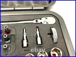 New Snap-onT 1100TMPBFR 100pc 1/4dr Metric / SAE General Service Set with Case