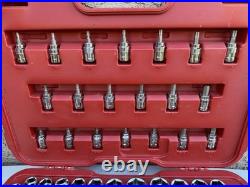 RARE Craftsman Max Axess 31104 Metric & SAE 104 Pc Pass Through Socket Set &Case