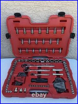 RARE Craftsman Max Axess 31104 Metric & SAE 104 Pc Pass Through Socket Set &Case
