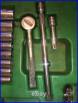 S K Tools 91844 41 Piece 1/4 Drive SAE/Metric Standard/Deep Socket Set USA Case S K Tools 91844 41 Piece 1/4 Drive SAE/Metric Standard/Deep Socket Set USA Case