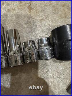 Snap On 23 Piece 3/8 1/2 Drive Ratchet & Socket Lot