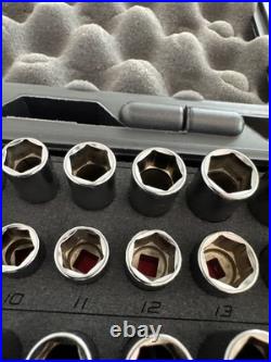 Snap On SS203505 144TMPBFR 44-Piece 1/4 Drive SAE/Metric Socket Set