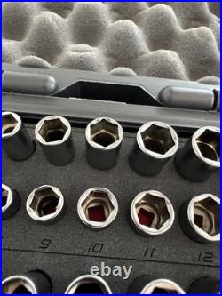 Snap On SS203505 144TMPBFR 44-Piece 1/4 Drive SAE/Metric Socket Set