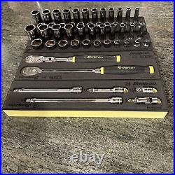 Snap-on 253gss05fhv 53 pc 3/8 essential metric sae sockets ratchets extensions