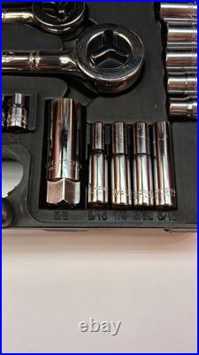 Vtg Craftsman 82pc Ee Series 1/4,3/8, & 1/2 Drive Metric/sae Socket Set
