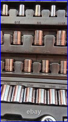 Vtg Craftsman 82pc Ee Series 1/4,3/8, & 1/2 Drive Metric/sae Socket Set