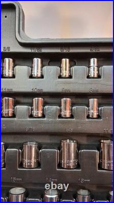 Vtg Craftsman 82pc Ee Series 1/4,3/8, & 1/2 Drive Metric/sae Socket Set