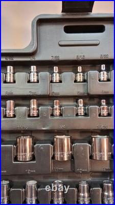Vtg Craftsman 82pc Ee Series 1/4,3/8, & 1/2 Drive Metric/sae Socket Set