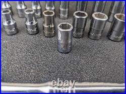 #bm417 Snap On 44 Piece 1/4 Metric & SAE General Service Socket Set 144TMPBFR
